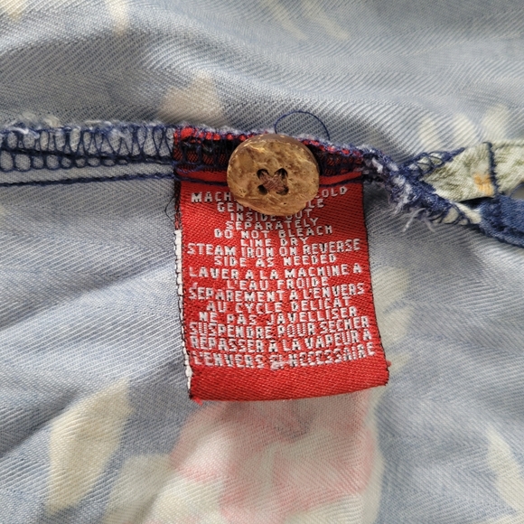 | La Cabaña | Button Up Short Sleeve |size M | - Picture 8 of 8